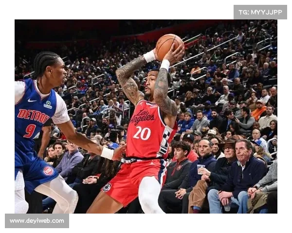 公牛快船防守博弈，卡鲁索缺阵影响快船外线轮转